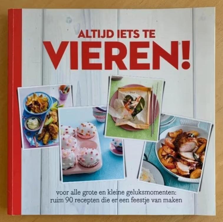 Altijd iets te vieren! AH kookboek; 125-jarig jubileum, Ophalen of Verzenden, Zo goed als nieuw