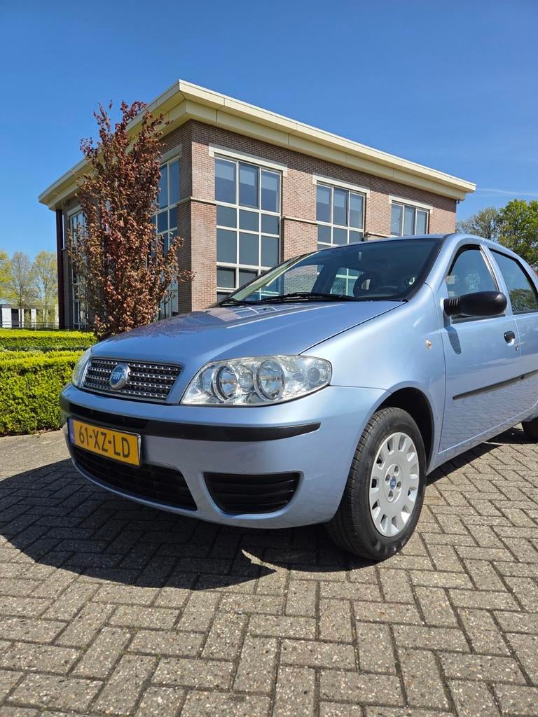 Fiat Punto 1.2 5DR 2007 Nieuwe apk.TREKHAAK, Voorwielaandrijving, 4 cilinders, 850 kg, Origineel Nederlands