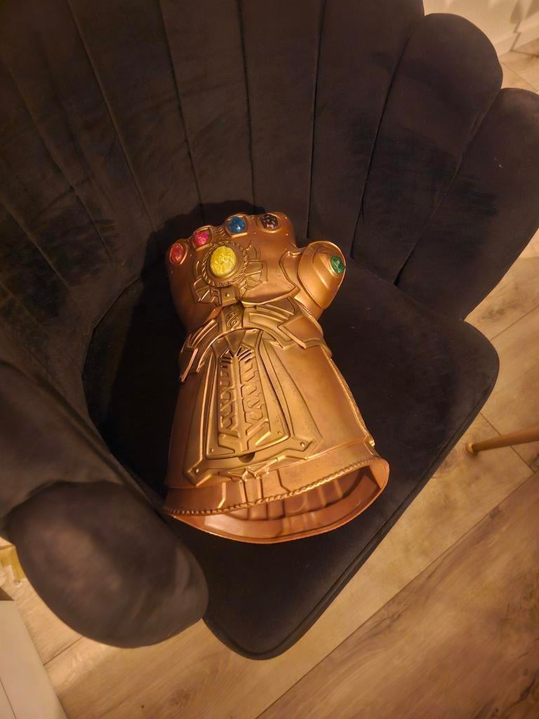 Thanos Infinity Gauntlet Handschoen - Marvel Avengers, Ophalen of Verzenden