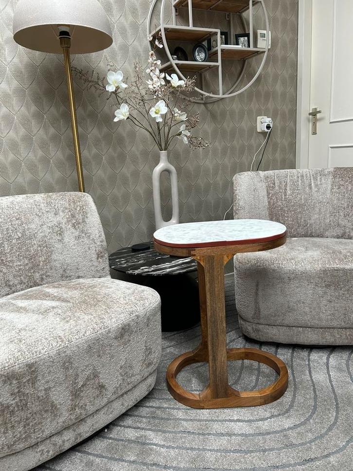 Laptoptafel, Huis en Inrichting, Tafels | Bijzettafels, Zo goed als nieuw, Ovaal, Minder dan 55 cm, Ophalen of Verzenden