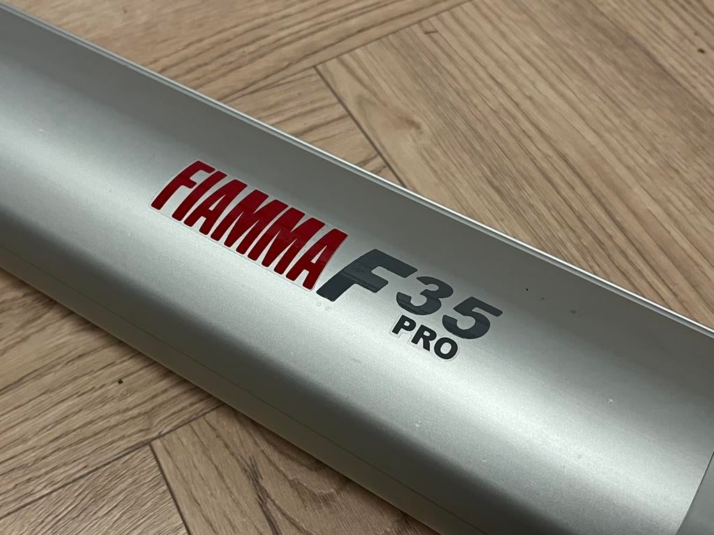 Fiamma F35 pro luifel 180, Ophalen