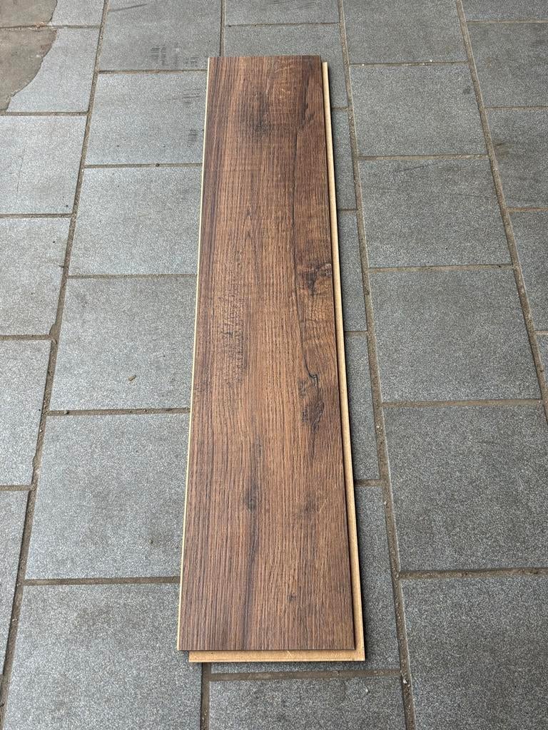 Visgraat laminaat 19 m2, Ophalen, Bruin, Nieuw, 10 tot 25 m²