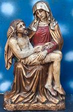 Piëta. Polychroom gips.  Ca 1850/1900. 39 cm., Ophalen, Gebruikt, Beeld(je), Christendom | Katholiek