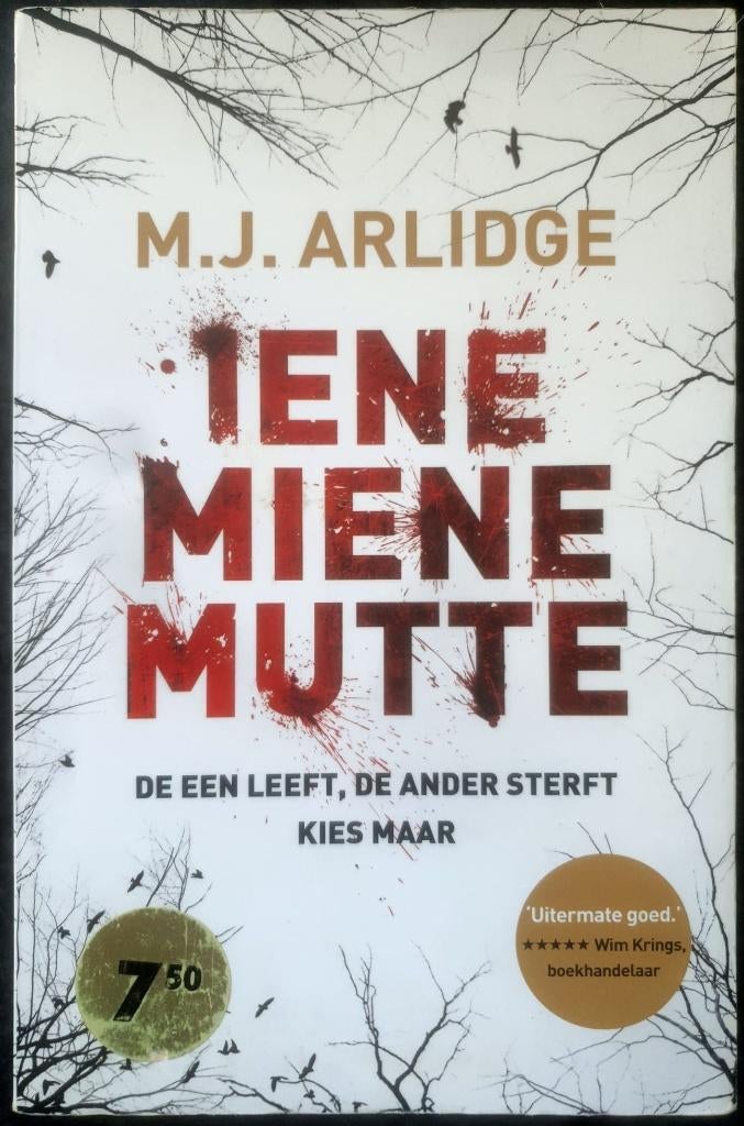 Helen Grace - 1 - Iene Miene Mutte - M.J. Arlidge, Gelezen, Europa overig, Ophalen of Verzenden, M.J. Arlidge