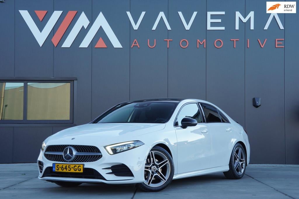 Mercedes-Benz A-klasse 180 A180 Business Solution AMG Sedan, Auto's, 136 pk, Gebruikt, 4 cilinders, Wit