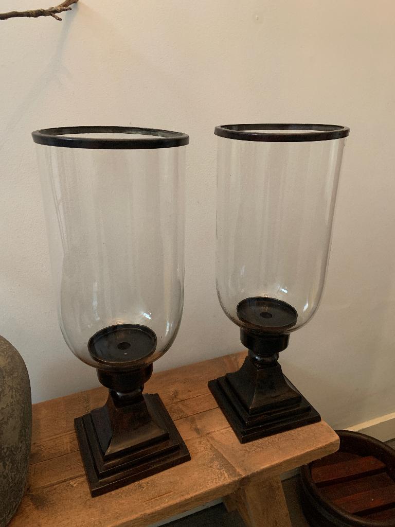 Vaazen, Huis en Inrichting, Woonaccessoires | Kandelaars en Kaarsen, Ophalen, Overige materialen, 50 tot 75 cm, Zwart