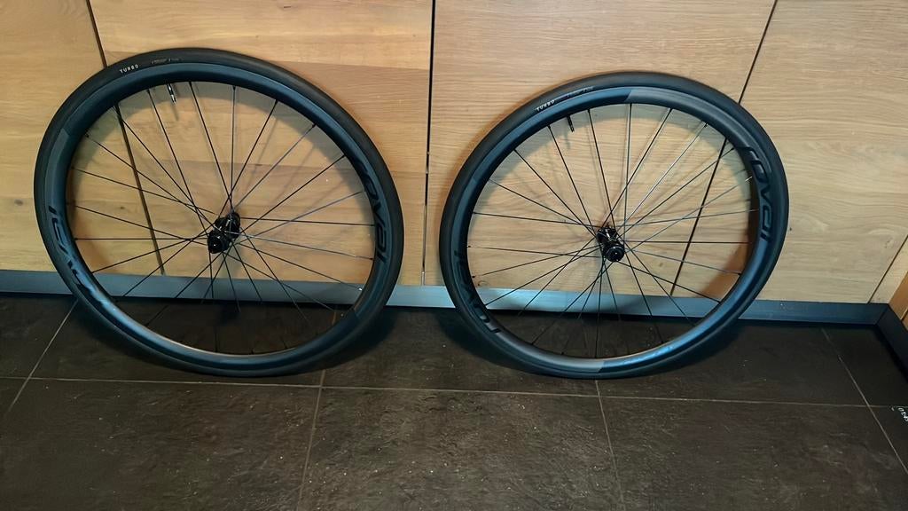 Roval Alpinist CL disc wielset (32 mm carbon) incl. banden, Wiel, Ophalen of Verzenden, Zo goed als nieuw, Racefiets