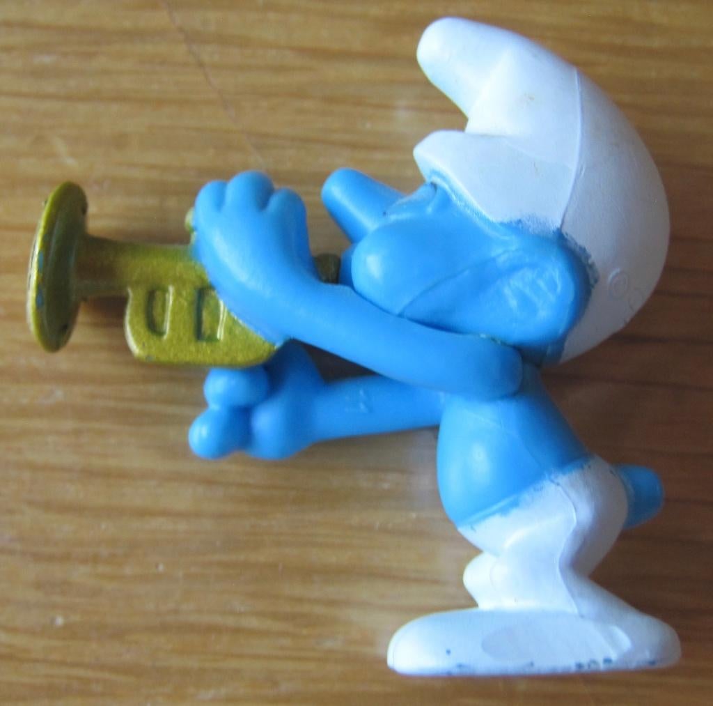 Muziek smurf met trompet - 2008, Ophalen of Verzenden, Zo goed als nieuw, Muzieksmurf, Poppetje, Figuurtje of Knuffel