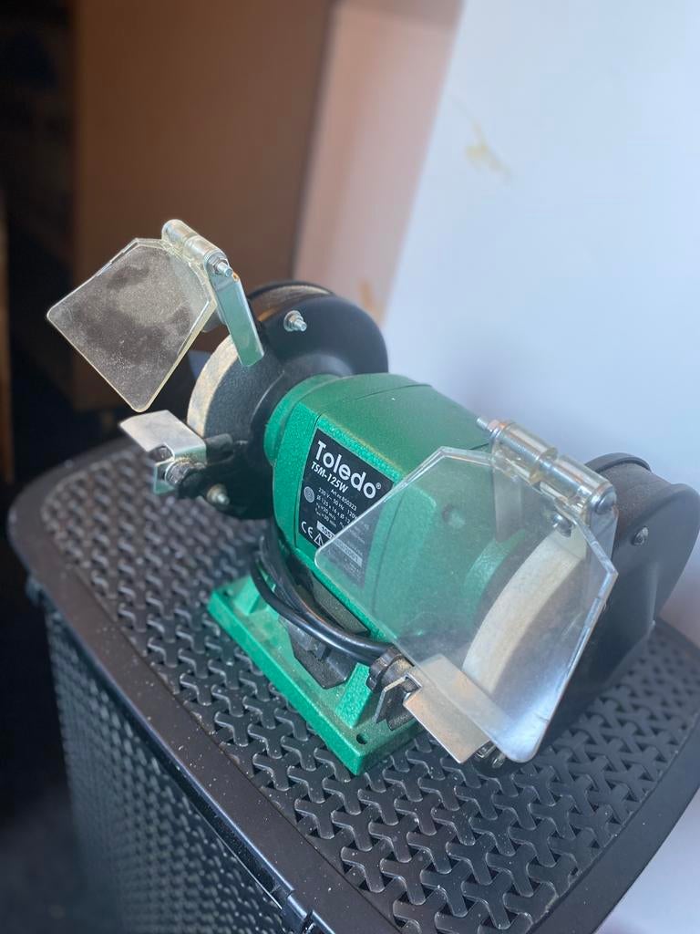 Toledo slijpmachine, Ophalen, Gebruikt, Minder dan 700 watt, Werkbankslijpmachine
