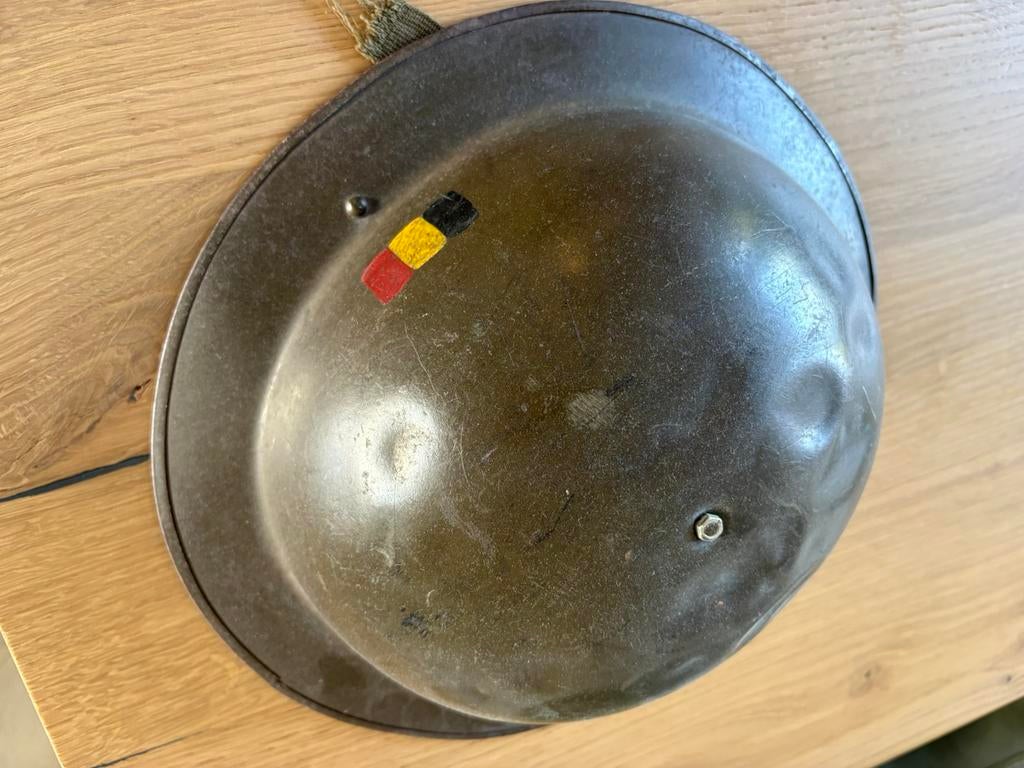 Belgische helm oorlog tankrey-51-33084, Verzamelen, Ophalen of Verzenden, Landmacht, Overige gebieden, Helm of Baret