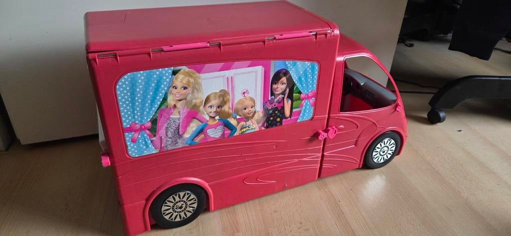 Barbie camper incl barbies en veel accessoires, Ophalen, Gebruikt, Meisje