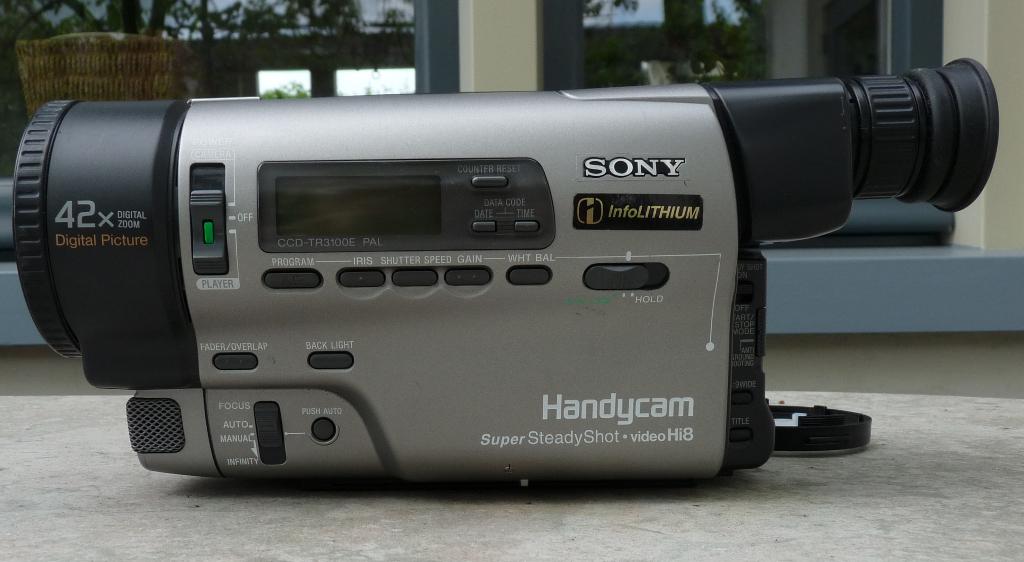 video opnemen of zelf digitaliseren? Sony Video8 Hi8 TBC DNR, Ophalen, Hi 8, Camera