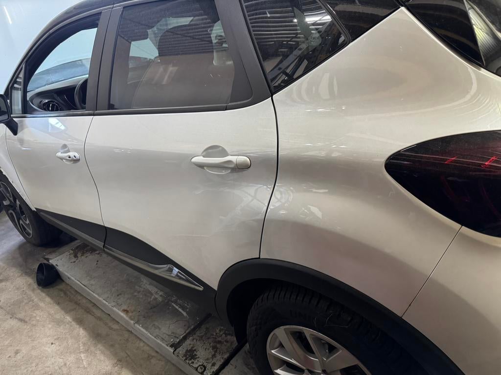 Renault captur linker achterportier kleur wit metallic, Ophalen of Verzenden, Renault, Deur