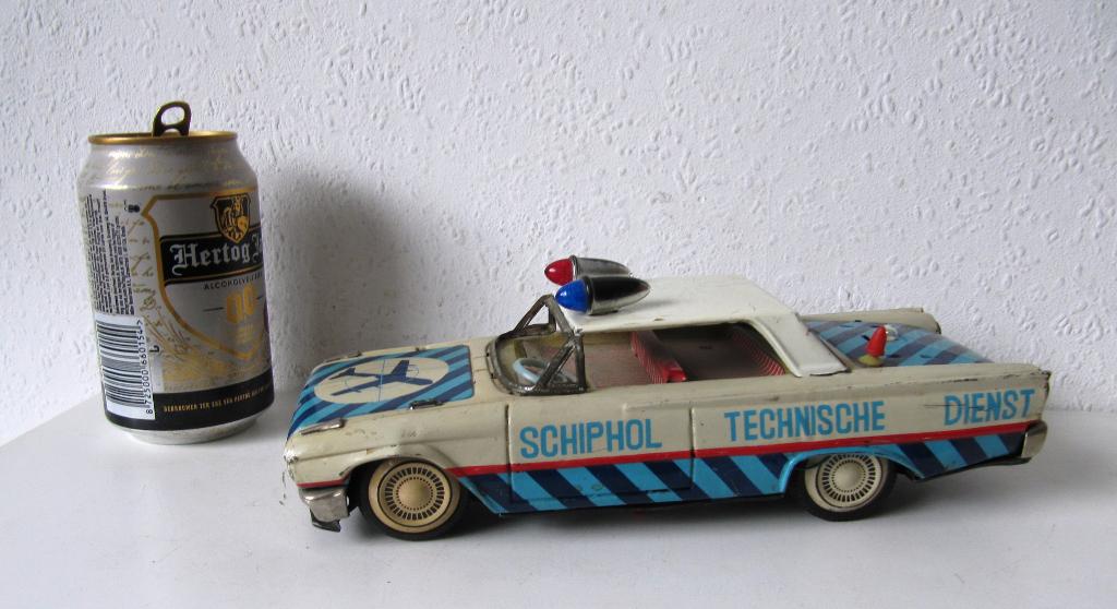 Blikken auto Ford Schiphol Technische Dienst Ichiko Japan, Antiek en Kunst, Antiek | Speelgoed, Ophalen of Verzenden