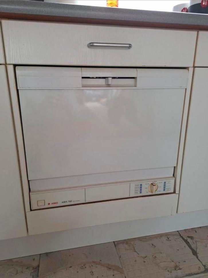 Handige mini vaatwasser, Witgoed en Apparatuur, Vaatwasmachines, Gebruikt, Inbouw, Minder dan 85 cm, Ophalen