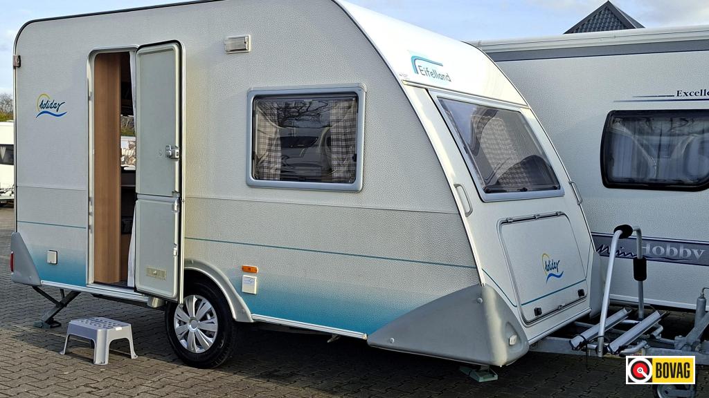 Eifelland Holiday 350 Q Incl. Luifel en voortent, Caravans en Kamperen, Caravans, Overige typen, Bedrijf, Eifelland, 500 - 750 kg