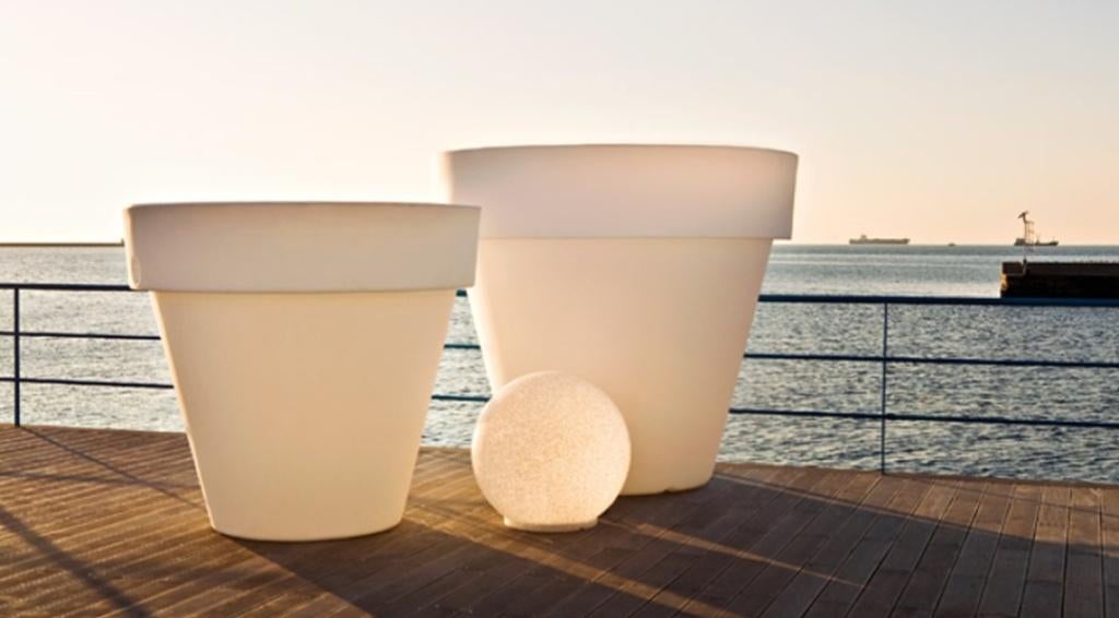 Vas-One Serralunga Bloempot   130 +160 met LED verlichting, Ophalen, Kunststof, Gebruikt, 40 cm of meer