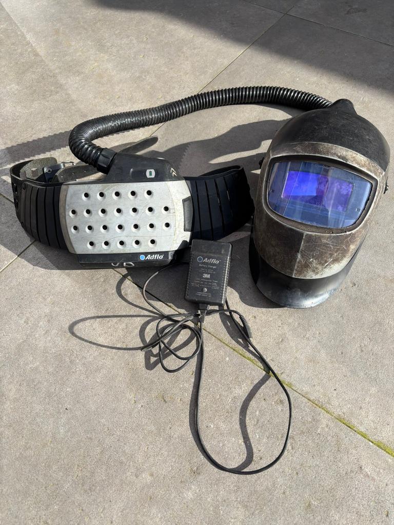 Speedglas laskap met Adflo unit en lader, Lasfilter, Ophalen, Gebruikt