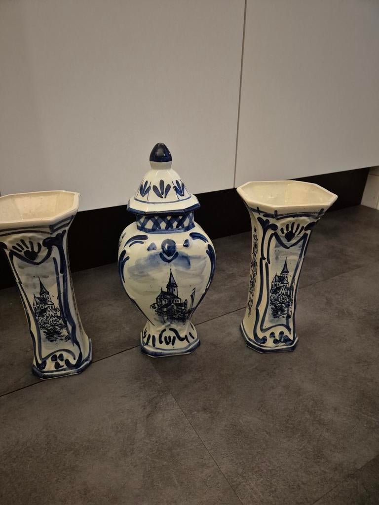 Delfts blauwe vazen set met dekselpot, Antiek en Kunst, Ophalen of Verzenden