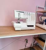 HUSQVARNA VIKING HUSKYLOCK S21 Overlock Combi Machine, Ophalen of Verzenden, Zo goed als nieuw, Lockmachine, Husqvarna