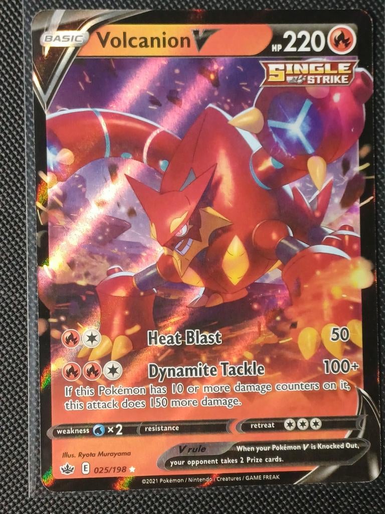 Volcanion V 025/198 Chilling Reign Pokémon Kaart, Ophalen of Verzenden, Zo goed als nieuw, Losse kaart, Foil