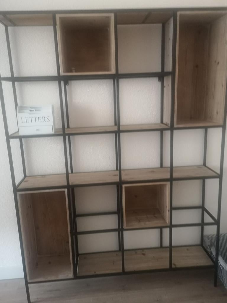 Industriële Vakkenkast - Metaal en Hout, Met plank(en), Gebruikt, 100 tot 150 cm, 150 tot 200 cm