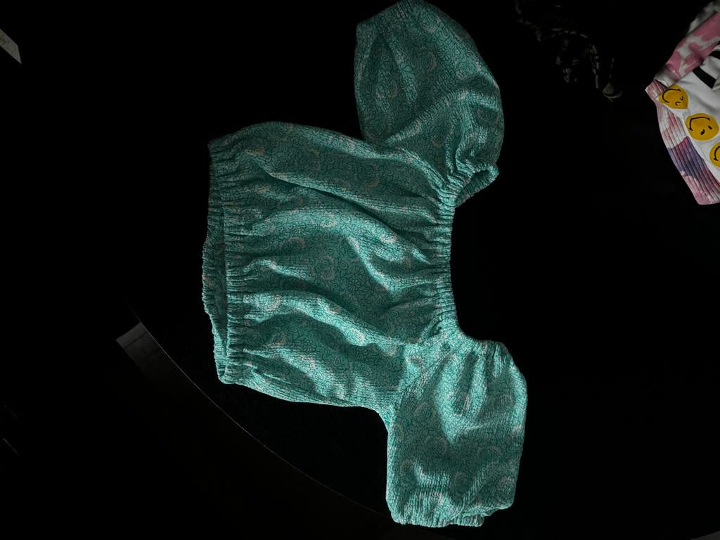 Groene crop top met pofmouwen, WE maat 122-128, Kinderen en Baby's, Kinderkleding | Maat 122, Ophalen of Verzenden, Zo goed als nieuw