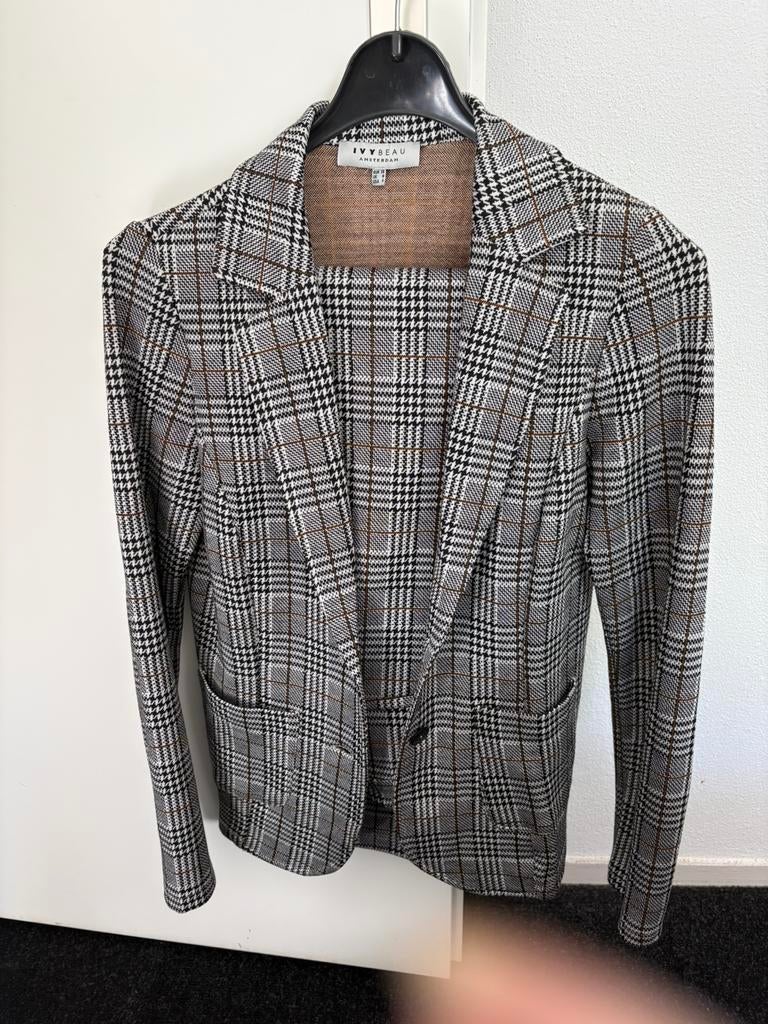 Nieuw broekpak 36., Kleding | Dames, Jasjes, Kostuums en Pakken, Ophalen of Verzenden, Zo goed als nieuw, Maat 36 (S)