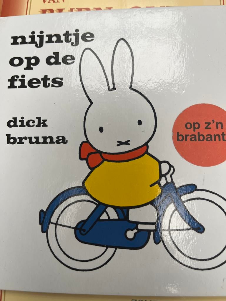 Nijntje op de fiets - op z'n Brabants, Ophalen of Verzenden, Gelezen, 2 tot 3 jaar