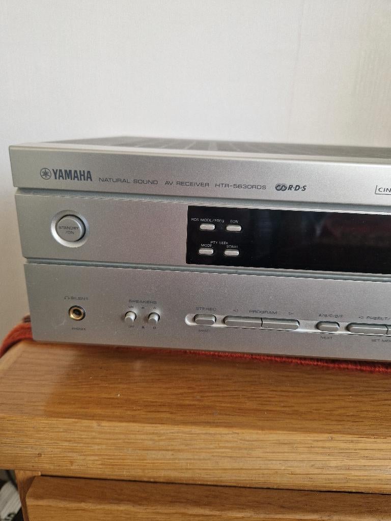 yamaha versterker, Audio, Tv en Foto, Versterkers en Receivers, Ophalen, Yamaha, 120 watt of meer, Gebruikt