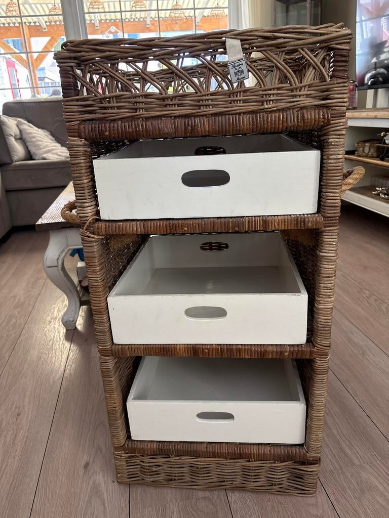 Rotan met 3 Witte Laden, Ophalen, Overige materialen, Minder dan 50 cm, Gebruikt