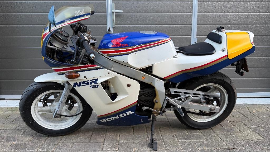 Honda NSR 50 mini-bike Rothmans-uitv. – restauratieproject, Fietsen en Brommers, Ophalen, Gebruikt, Overige modellen, Maximaal 45 km/u