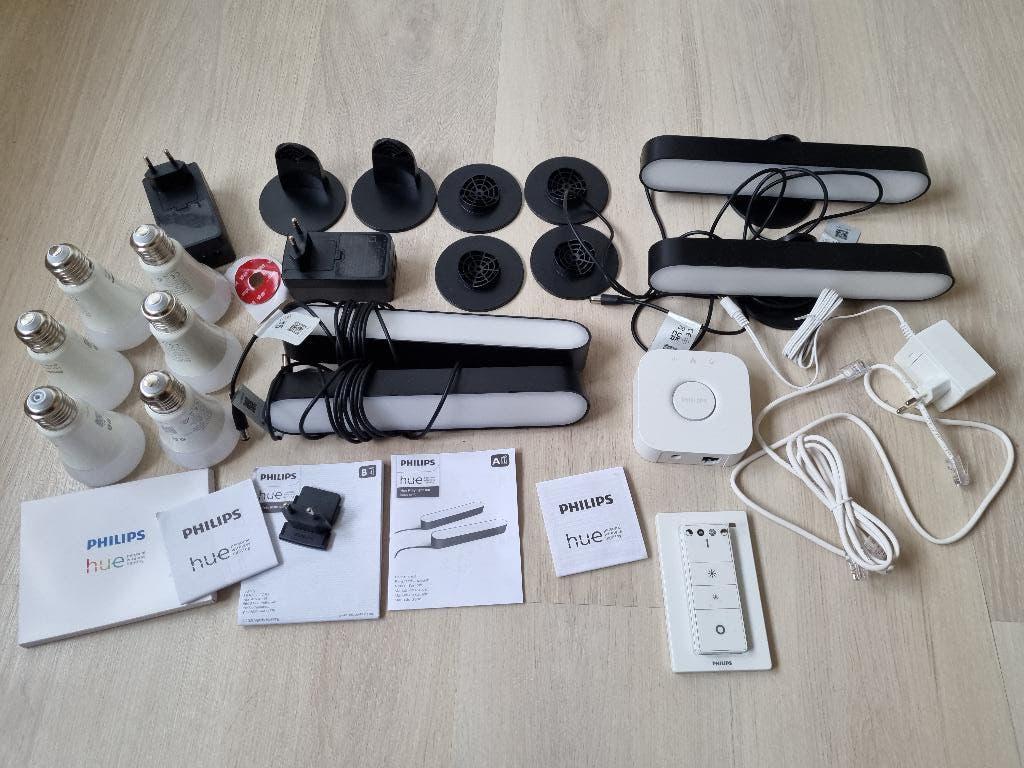 Philips Hue (6x E27 lampen, bridge, 4x play light bar), Led-lamp, Minder dan 30 watt, Zo goed als nieuw, E27 (groot)