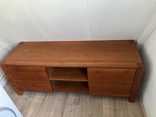 Teak houten TV meubel / dressoir, Huis en Inrichting, Kasten | Televisiemeubels, Ophalen, 150 tot 200 cm, Teakhout, Zo goed als nieuw