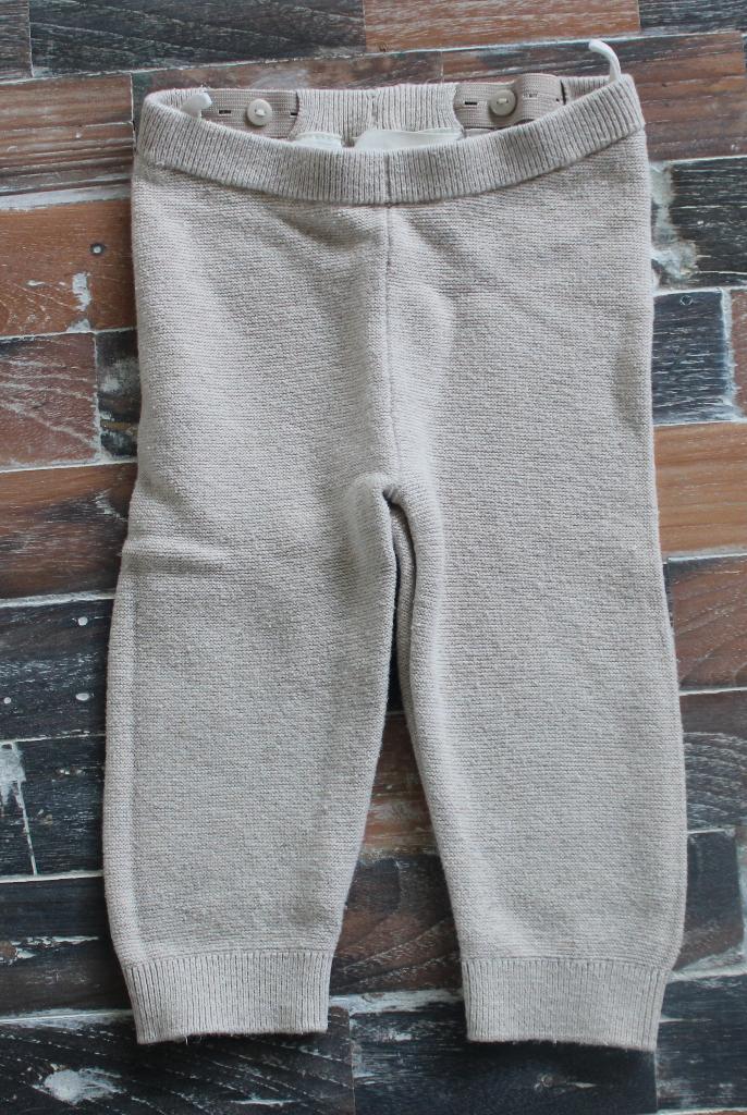 Fijngebreid broekje van H&M Adorables 80, Kinderen en Baby's, Babykleding | Maat 80, Gebruikt, Meisje, Broekje, Ophalen of Verzenden