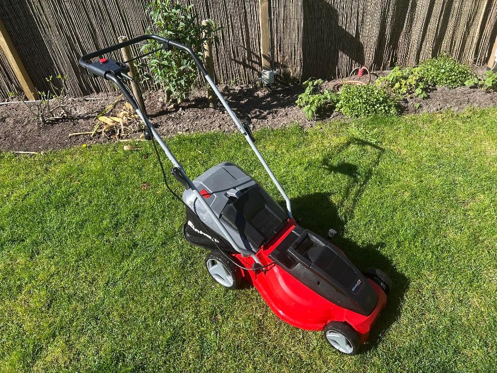 Elektrische grasmaaier, Tuin en Terras, Ophalen, Cirkelmaaier, Gebruikt, Elektrische grasmaaier
