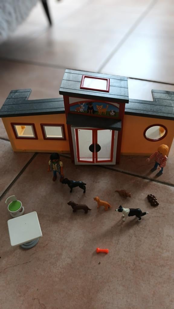 Dieren verblijf, Ophalen