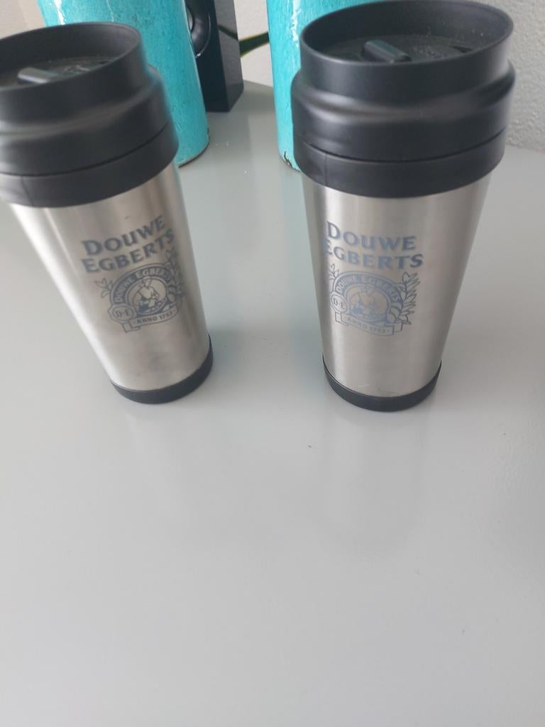 2 stuks douwe egberts travel mug/ reisbeker/ nieuw, Huis en Inrichting, Ophalen of Verzenden, Nieuw, Overige stijlen, Kop(pen) en/of Schotel(s)