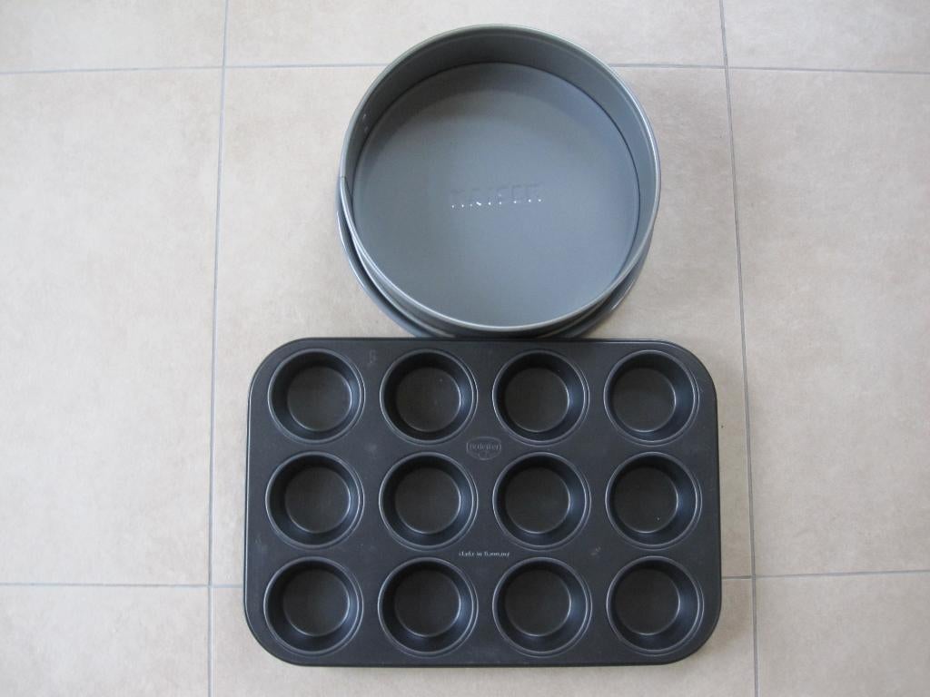 Lekvrije springworm van Kaiser en  bakplaat Dr Oetker nieuw., Ophalen of Verzenden