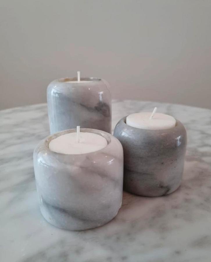 Set 3 vintage carrara marmer wacinelichthouders kaarshouder, Huis en Inrichting, Woonaccessoires | Kandelaars en Kaarsen, Zo goed als nieuw