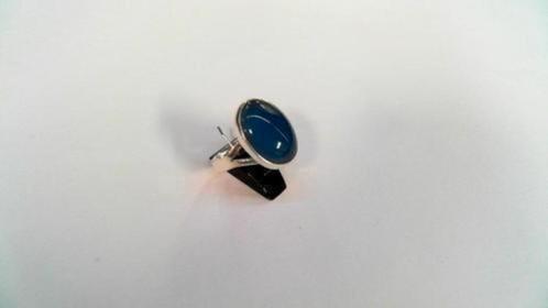 13802-7 Zilveren Ring Met Cabuchon Geslepen Blauwe Steen, Sieraden, Tassen en Uiterlijk, Ringen, Zo goed als nieuw, Dame, 17 tot 18