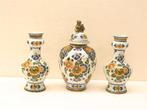 3 delig delft kaststel 32840, Gebruikt, Overige kleuren, Aardewerk of Porselein, Ophalen of Verzenden