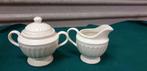 melk en suiker set, aardewerk beige, Huis en Inrichting, Keuken | Servies, Ophalen of Verzenden, 'T Olde Gre-j, Info@toldegrej.nl