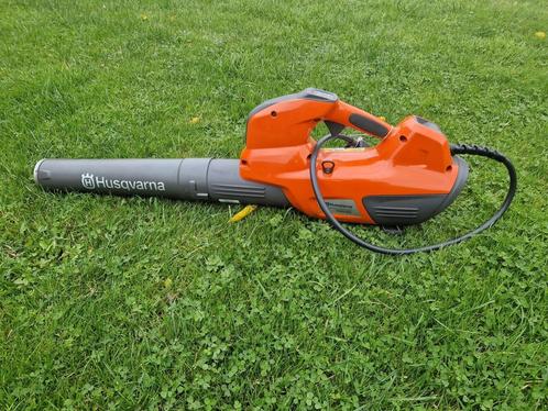 Nieuw Husqvarna 536LiBX bladblazer | Professioneel 536 LiBX, Tuin en Terras, Bladblazers, Nieuw, Handgedragen, Accu, Ophalen of Verzenden