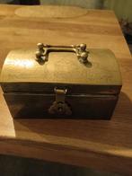 Vintage messing kistje, Sieraden, Tassen en Uiterlijk, Beautycases, Gebruikt, Bruin, Ophalen of Verzenden, Met slot