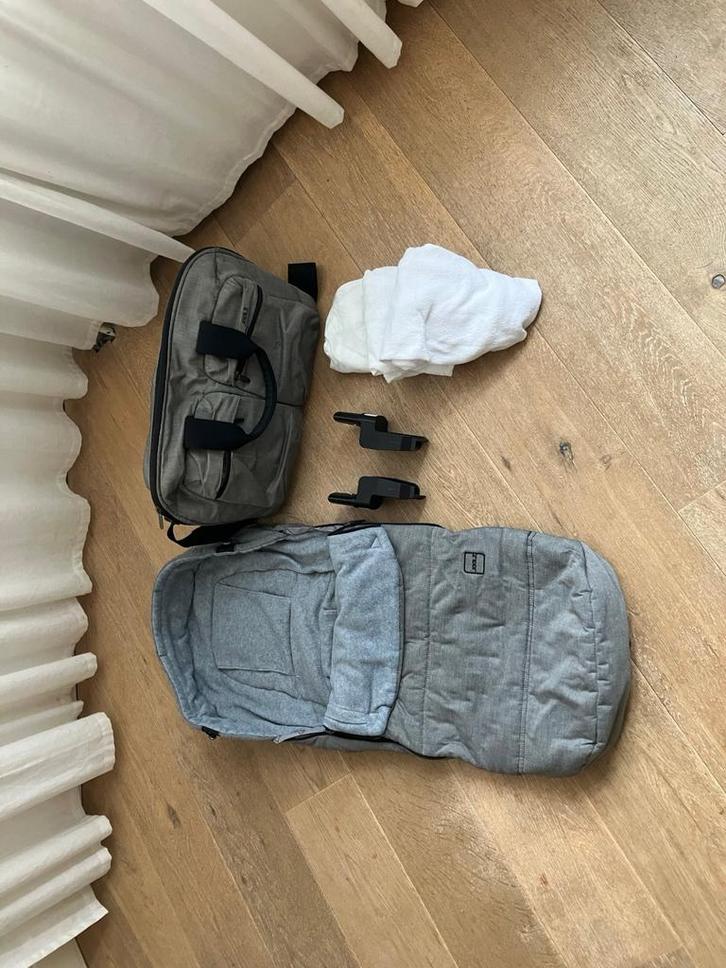 Joolz Day 3 Jeans Grijs + Accessoires, Kinderen en Baby's, Kinderwagens en Combinaties, Gebruikt, Kinderwagen, Overige merken