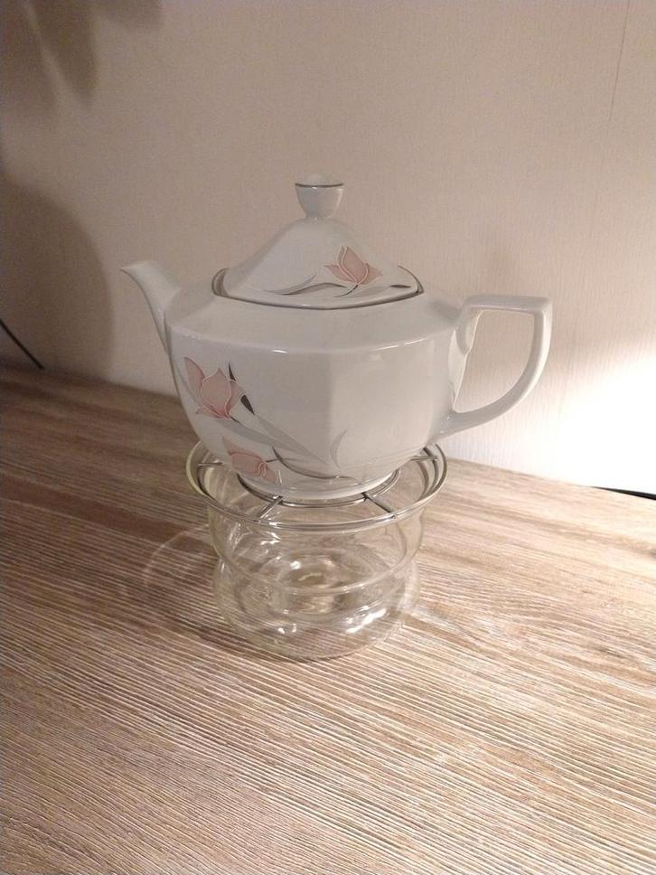 Thee kan.., Huis en Inrichting, Keuken | Servies, Zo goed als nieuw, Overige typen, Overige stijlen, Porselein, Ophalen of Verzenden