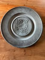 Tinnen Schaal met Familiewapen - 38cm, Ophalen of Verzenden