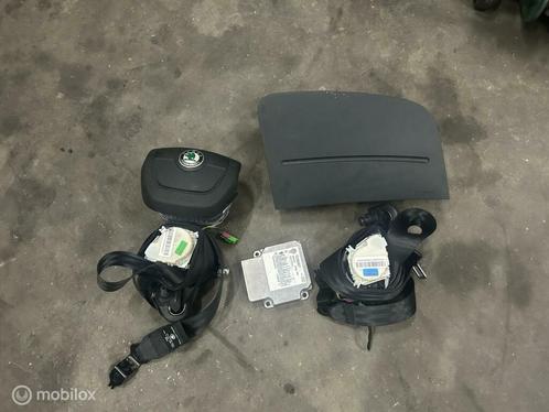 Airbagset Skoda Fabia Combi 5J  ('08-'15), Auto-onderdelen, Dashboard en Schakelaars, Skoda, Gebruikt, Ophalen of Verzenden