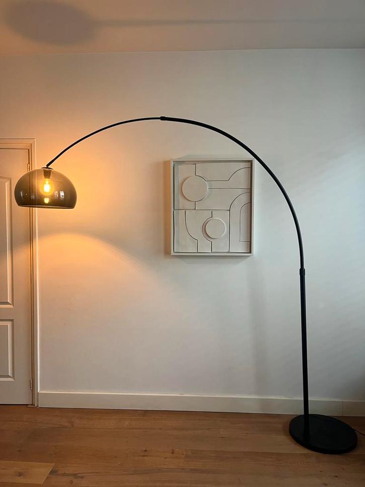 Zwarte Booglamp met Grijze Kap, Huis en Inrichting, Lampen | Vloerlampen, Zo goed als nieuw, 150 tot 200 cm, Metaal, Ophalen